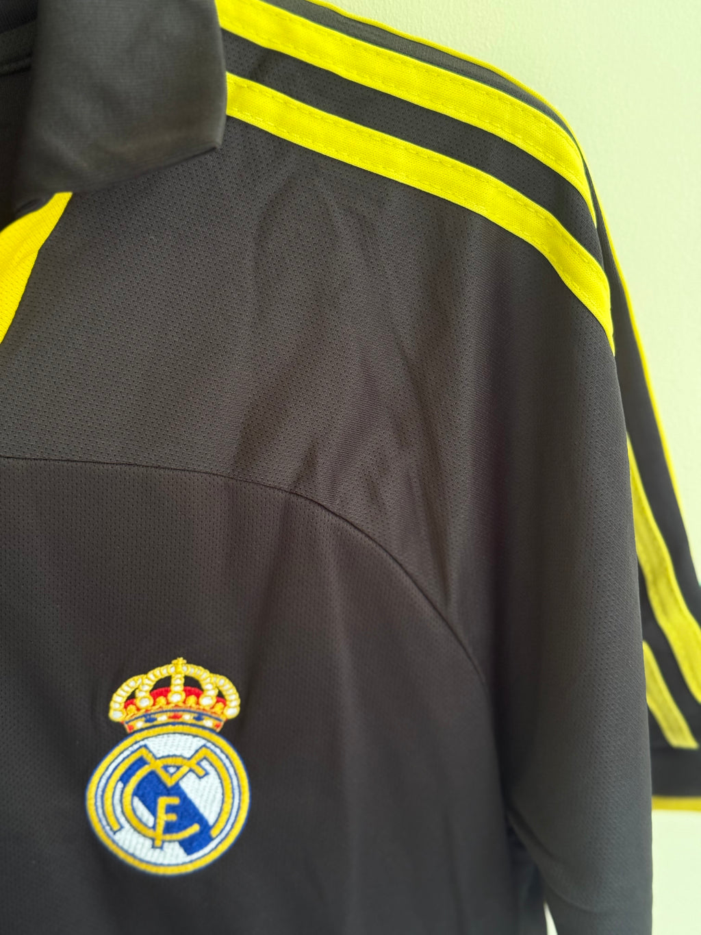 REAL MADRID 1999/2001 AWAY MASTER QUALITY EMBROIDERY
