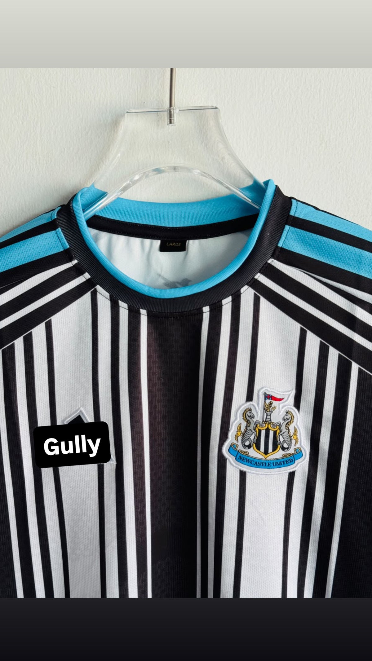 NEWCASTLE UNITED HOME KIT 26/27 EMBROIDERY