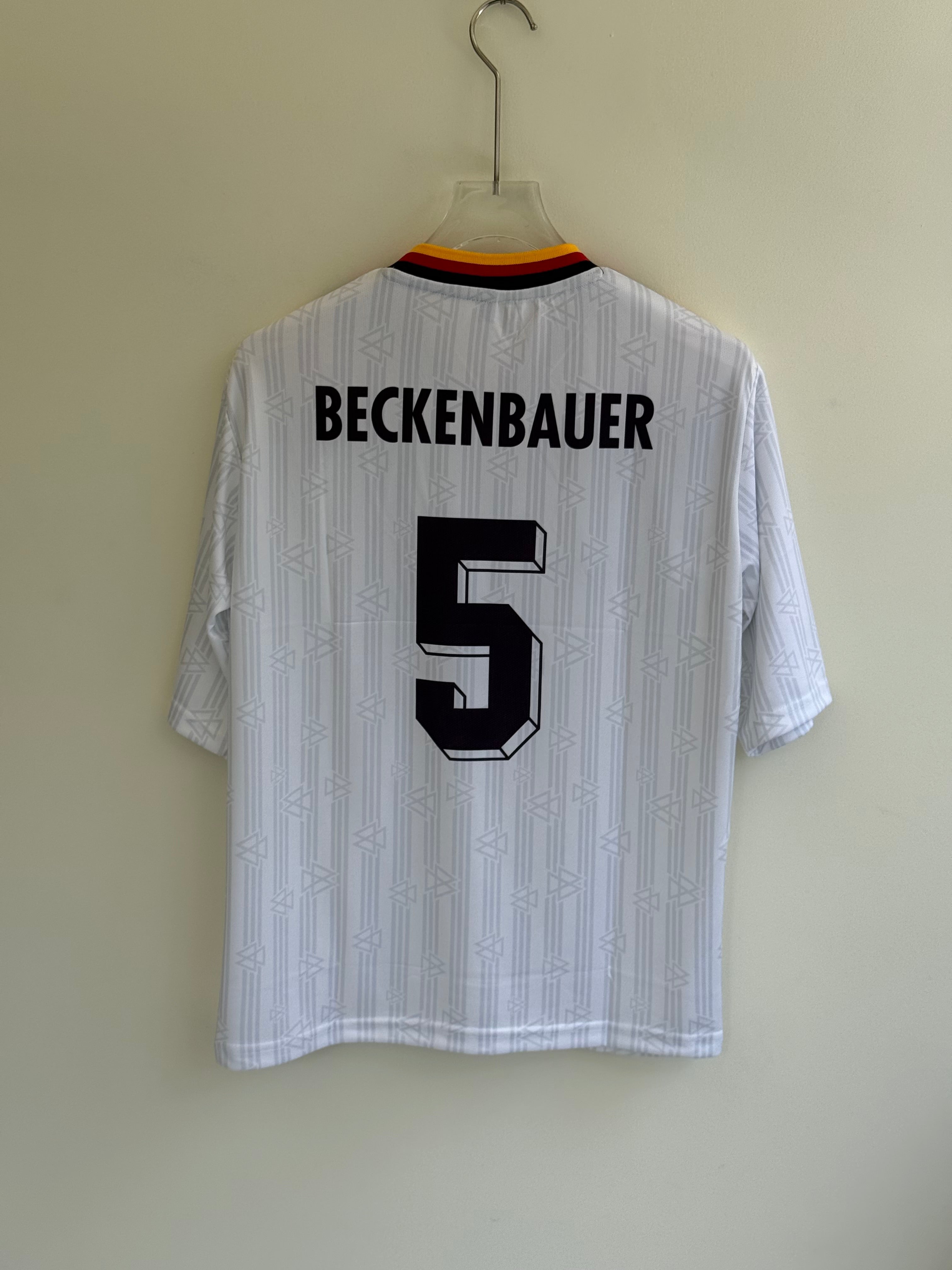 BECKENBAUR GERMANY FIVE SLEEV EMBROIDERY