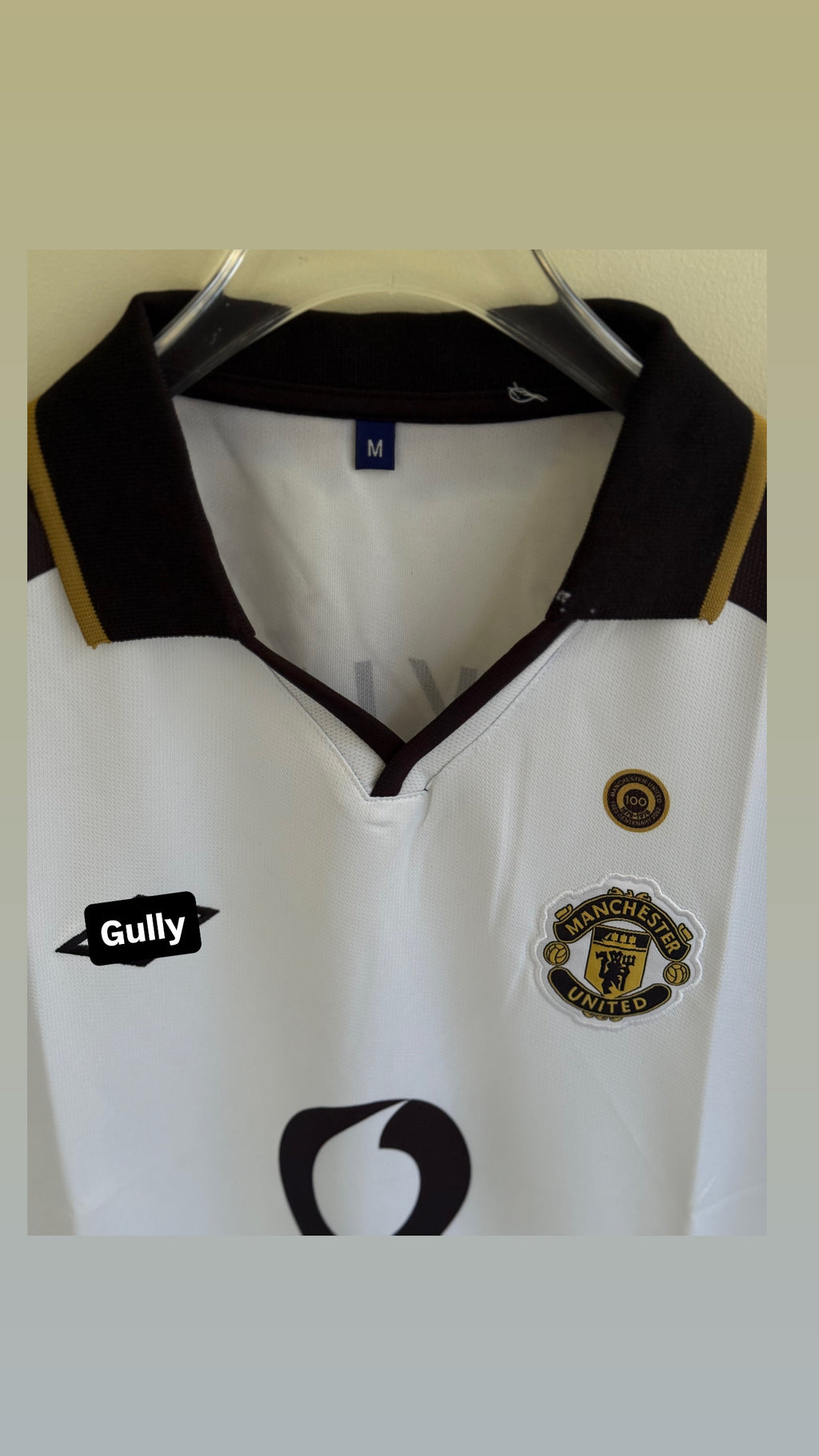 BECKHAM UNITED 2001/02 AWAY POLO EMBROIDERY
