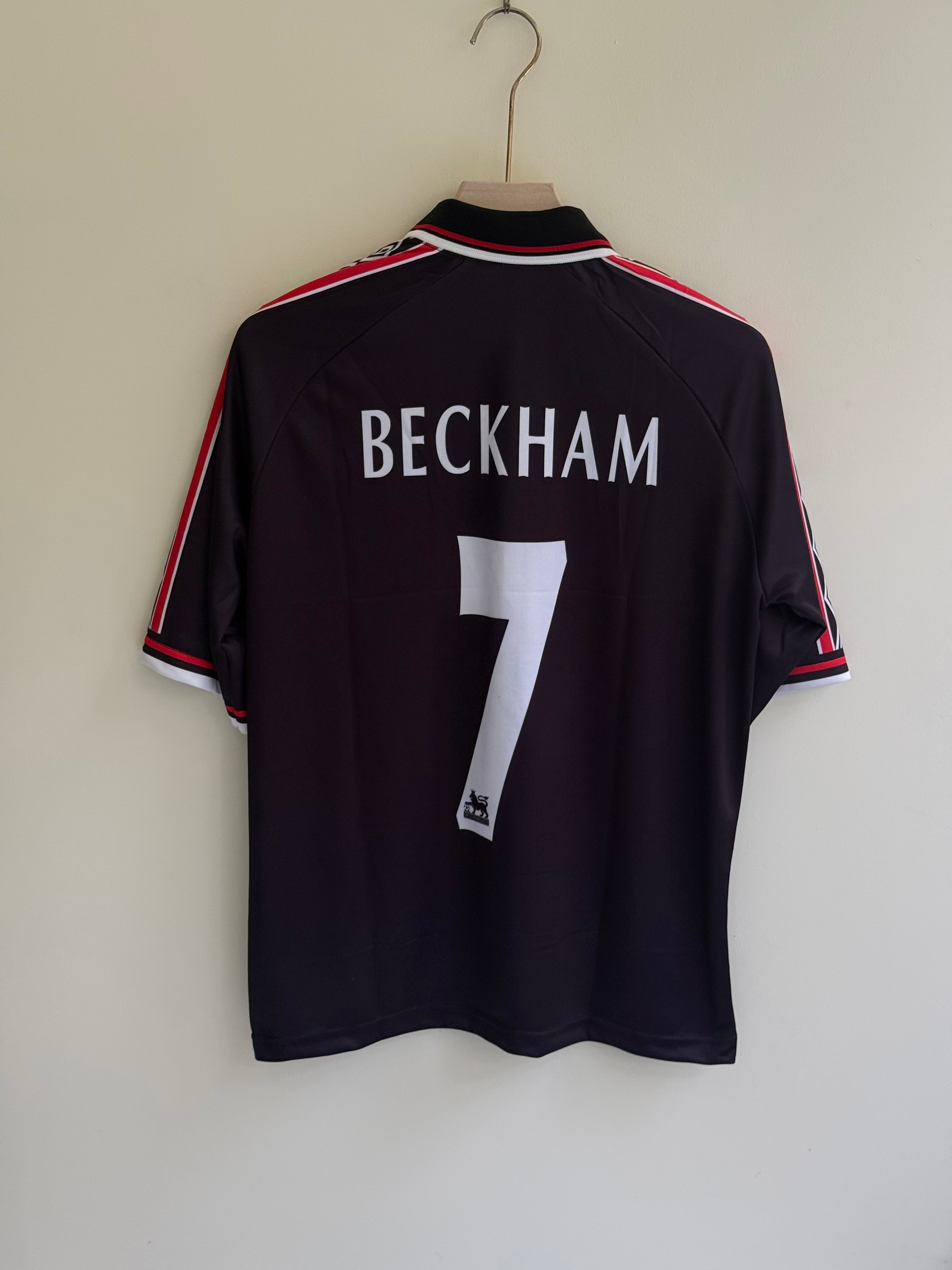 BECKHAM UNITED 1998/99 AWAY FIVE SLEEV EMBROIDERY