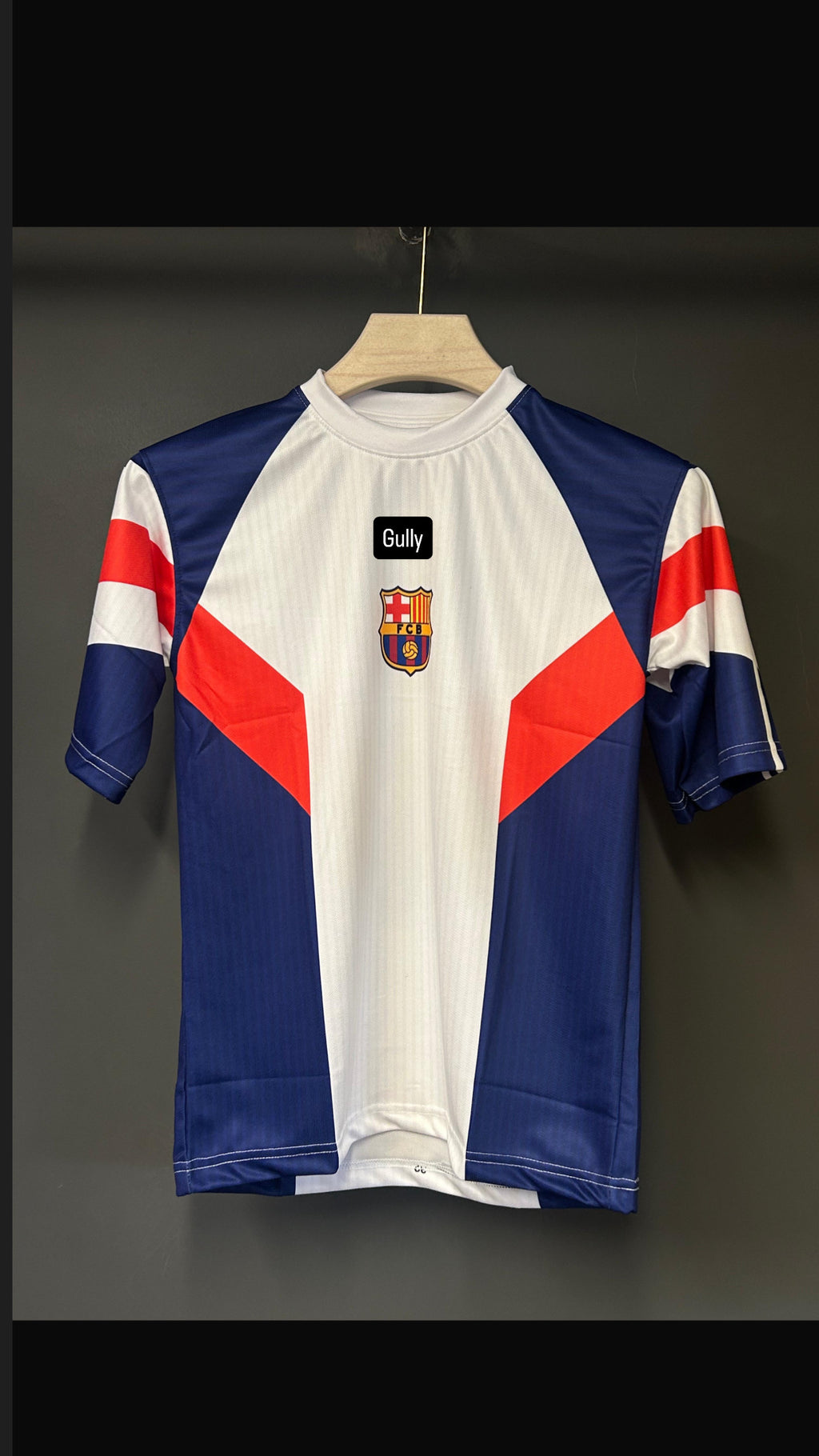 MESSI BARCA FIVE SLEEVES