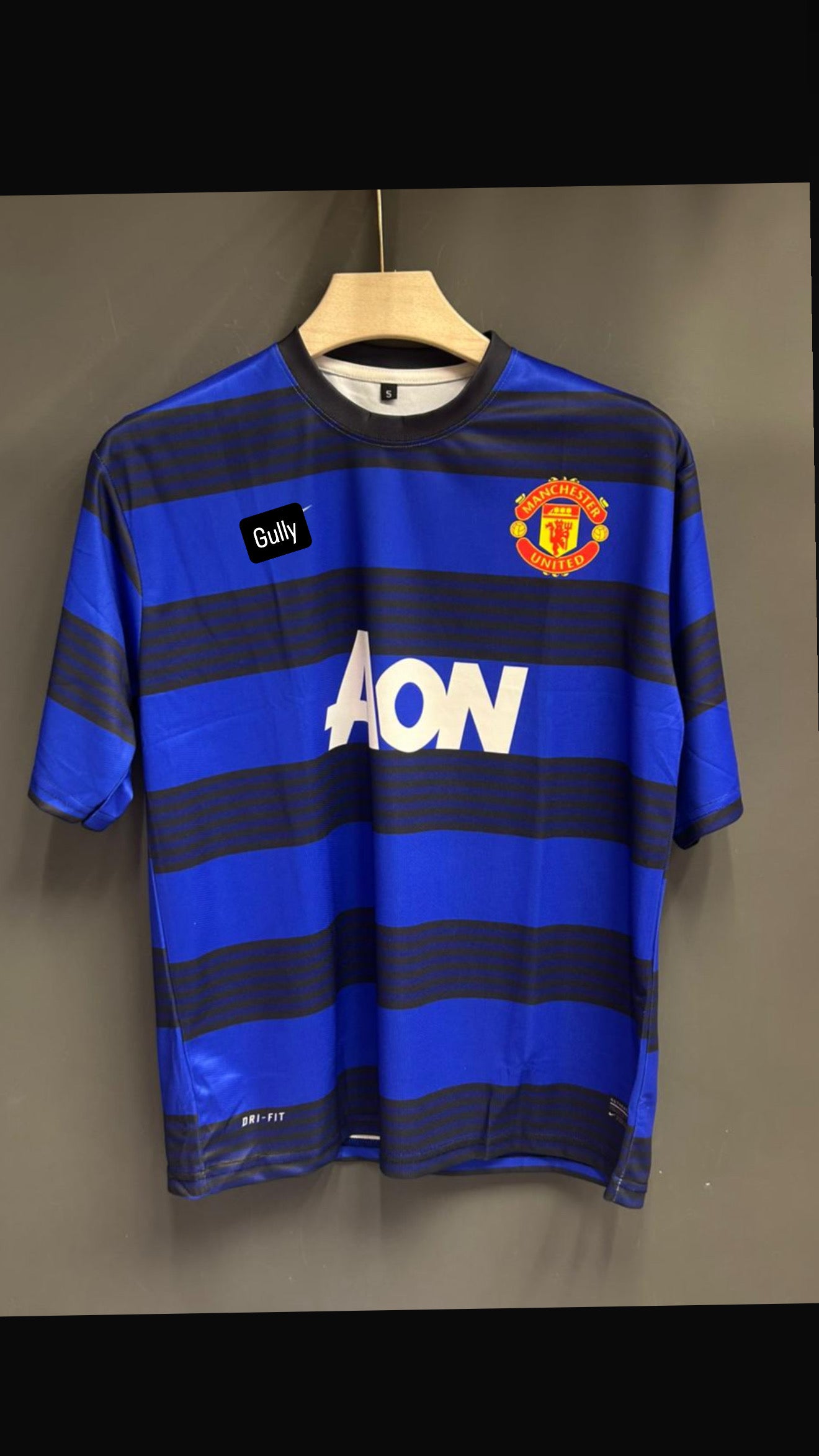 V.PERSIE UNITED AWAY FIVE SLEEV