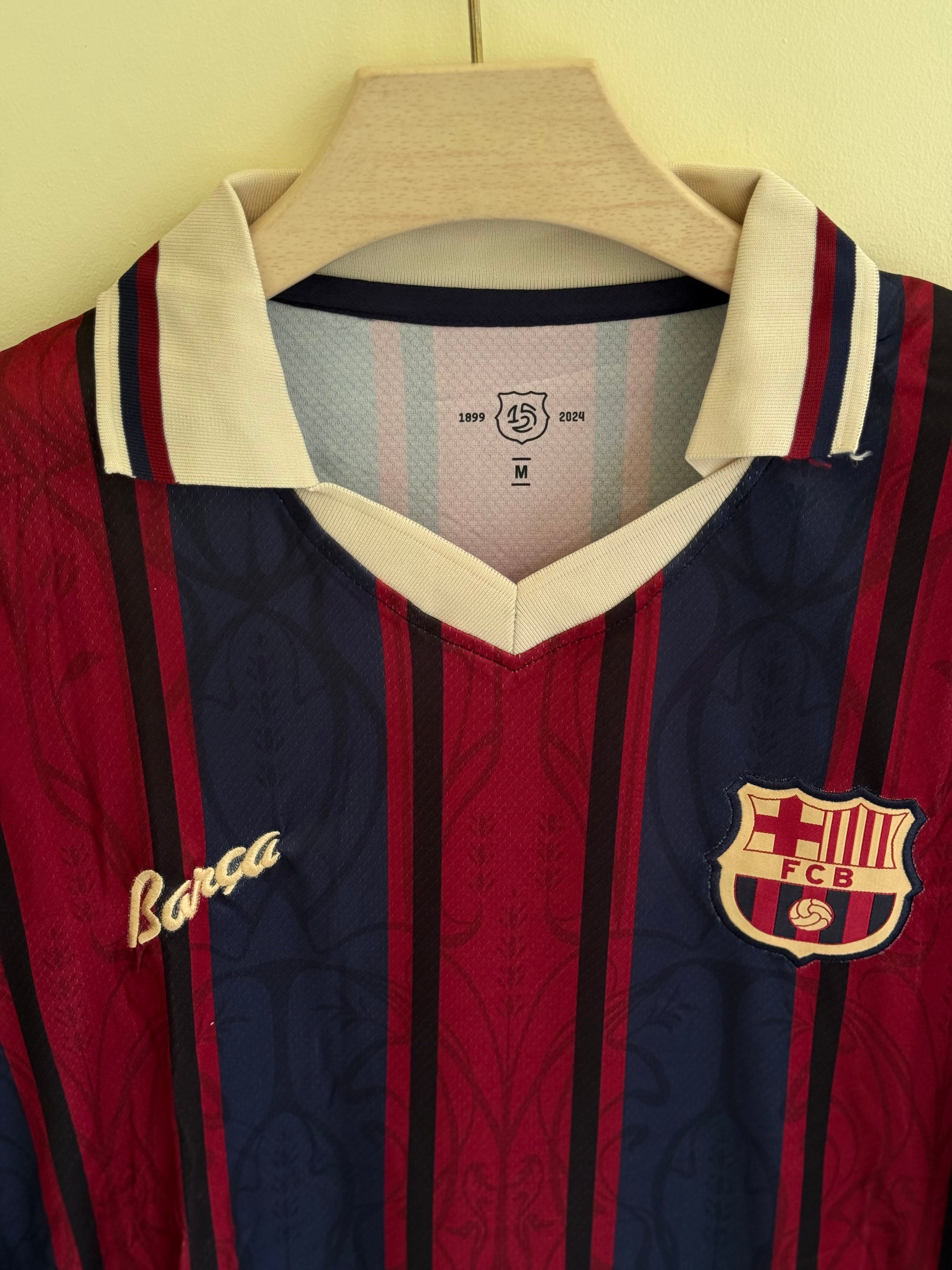 BARCELONA 125 th KIT FULL SLEEV MASTER QUALITY EMBROIDERY
