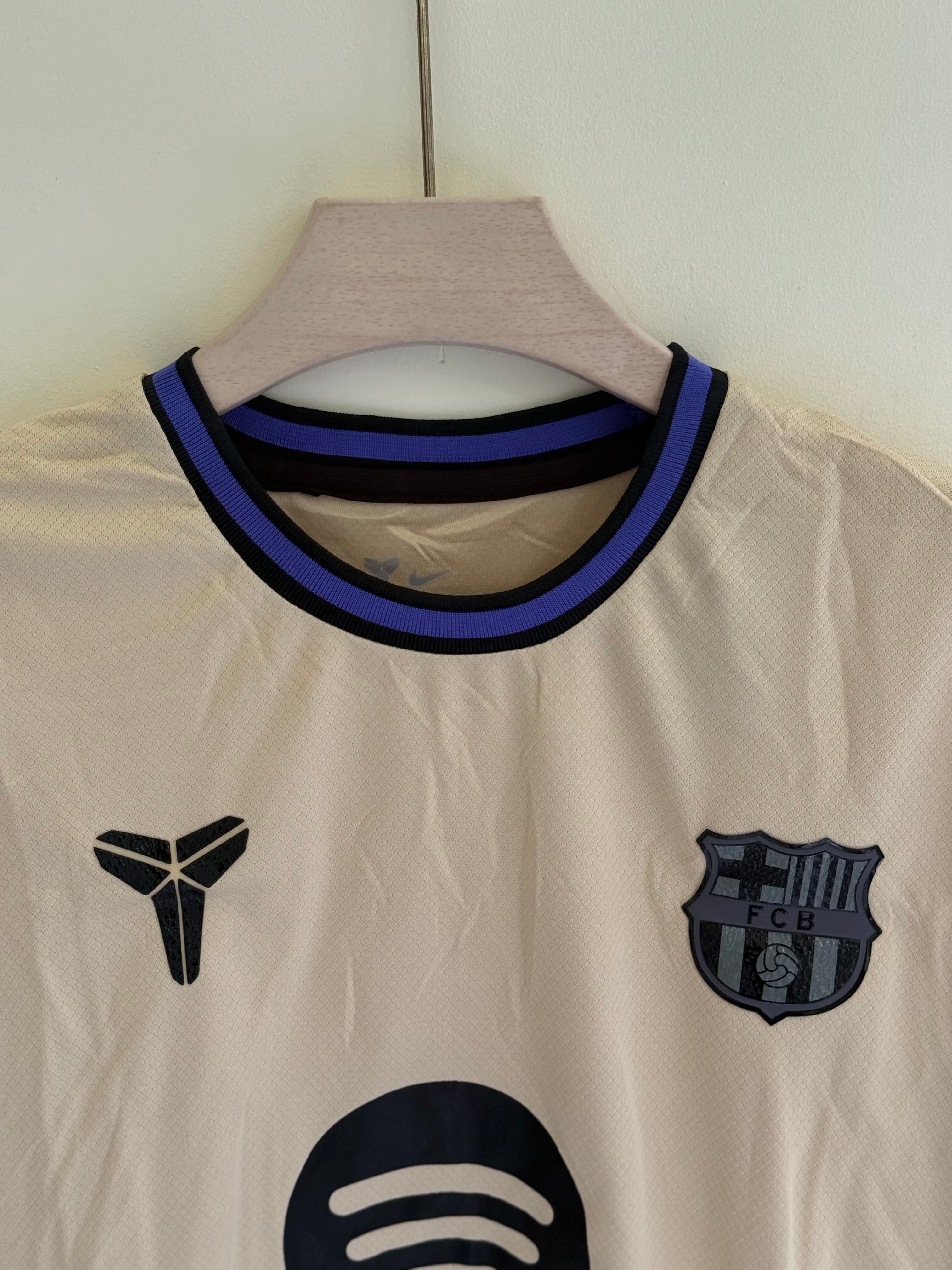 BARCA AWAY KIT 25/26 MASTER QUALITY EMBROIDERY