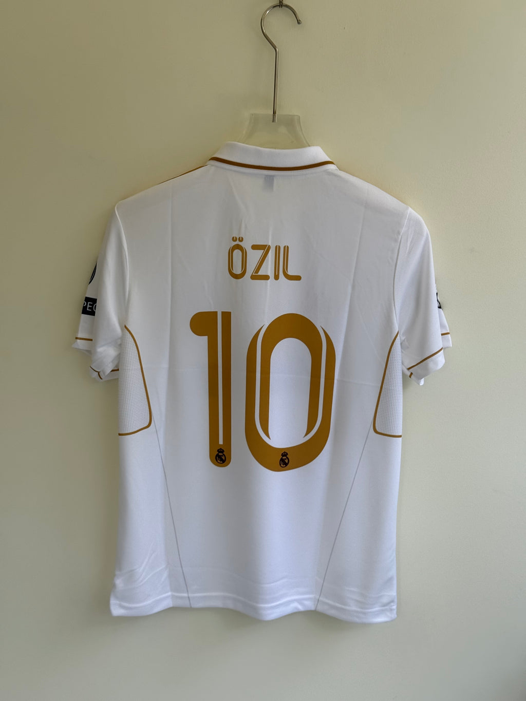 OZIL REAL MADRID 2011/12 HOME KIT POLO EMBROIDERY