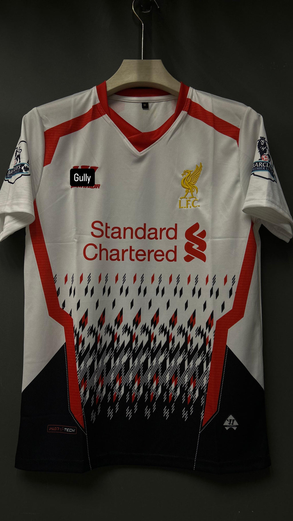 GERRARD LIVERPOOL 2013/14 AWAY KIT EMBROIDERY