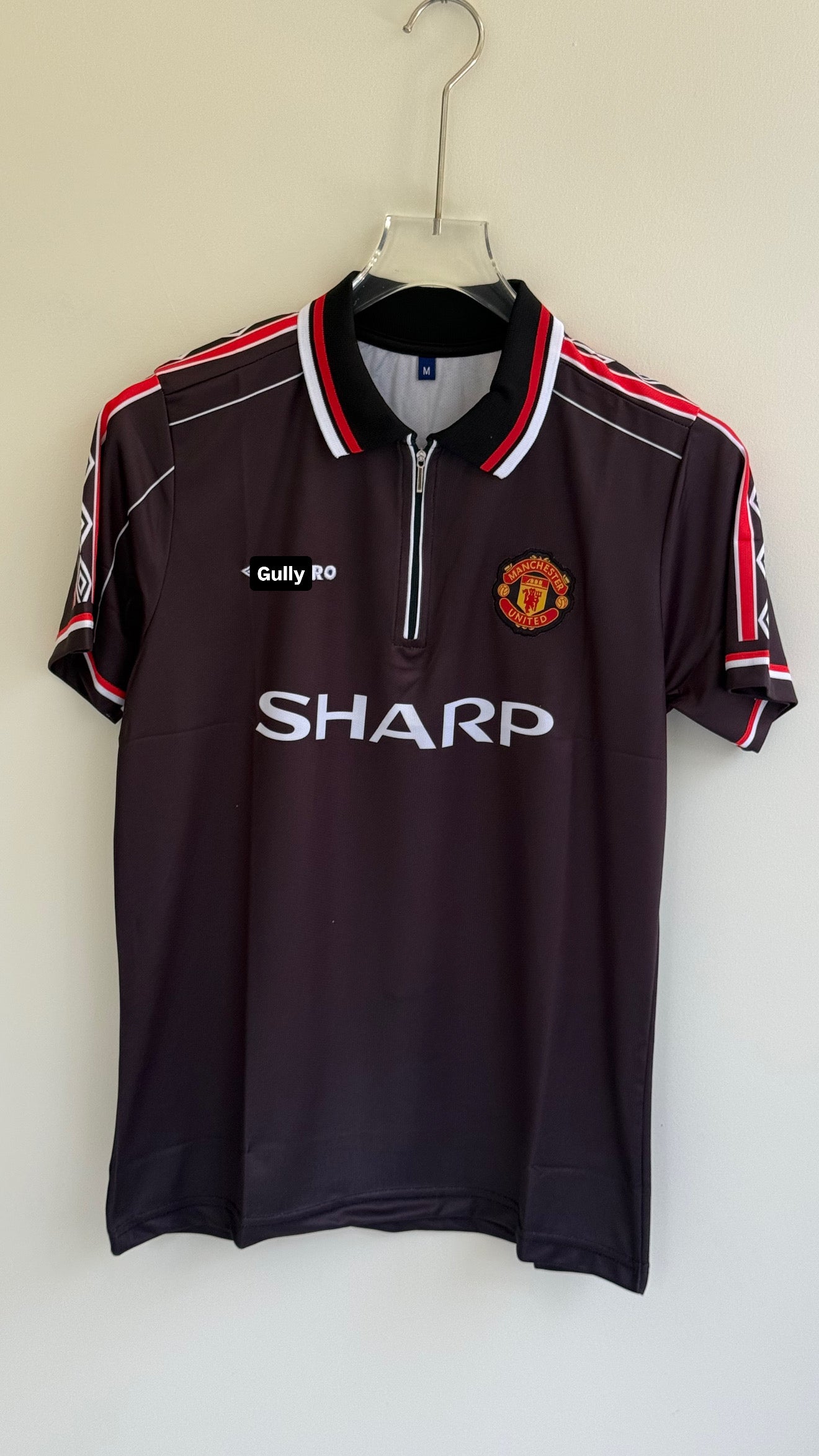 BECKHAM UNITED 1998/99 AWAY KIT THIRD EMBROIDERY