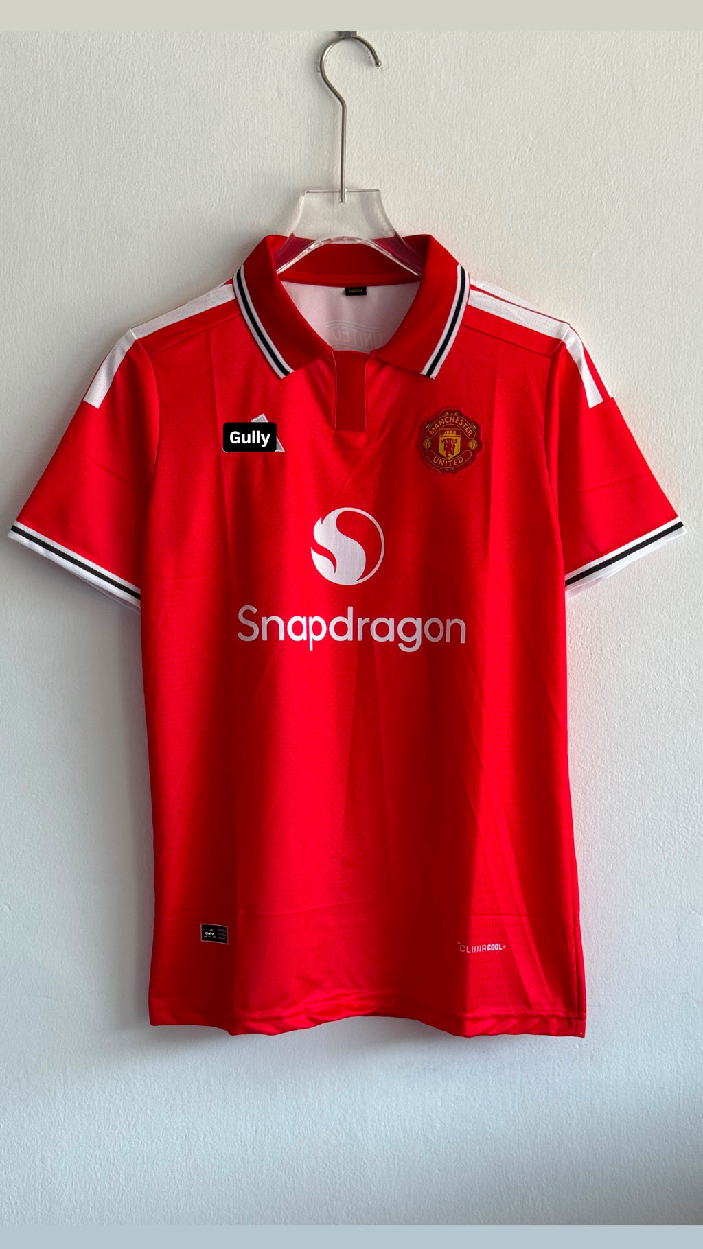 MANCHESTER UNITED 26/27 HOME KIT POLO EMBROIDERY