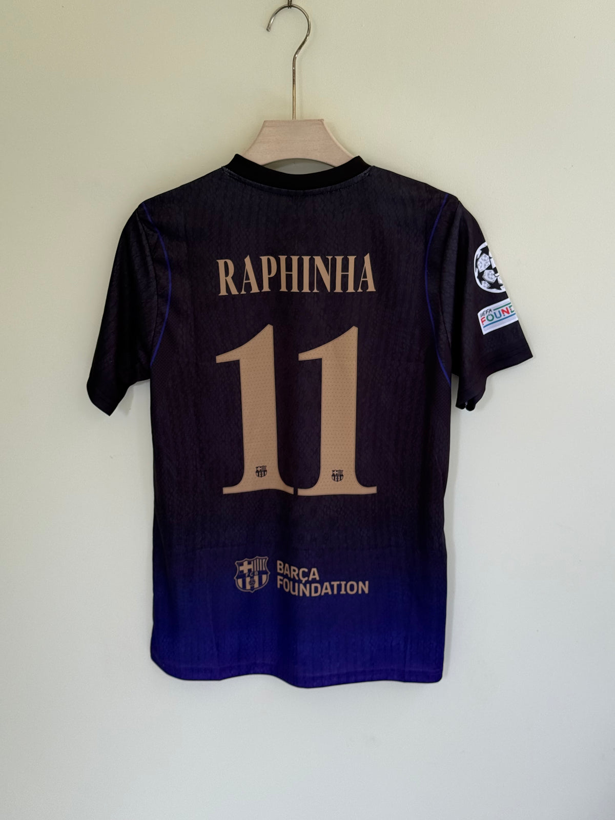 RAPHINA BARCELONA AWAY KIT 26/27 ( STICKER PREMIUM QUALITY)