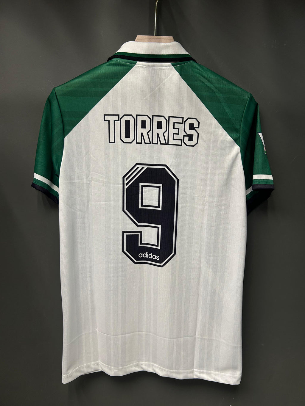 TORRES LIVERPOOL 1993/94 AWAY POLO EMBROIDERY