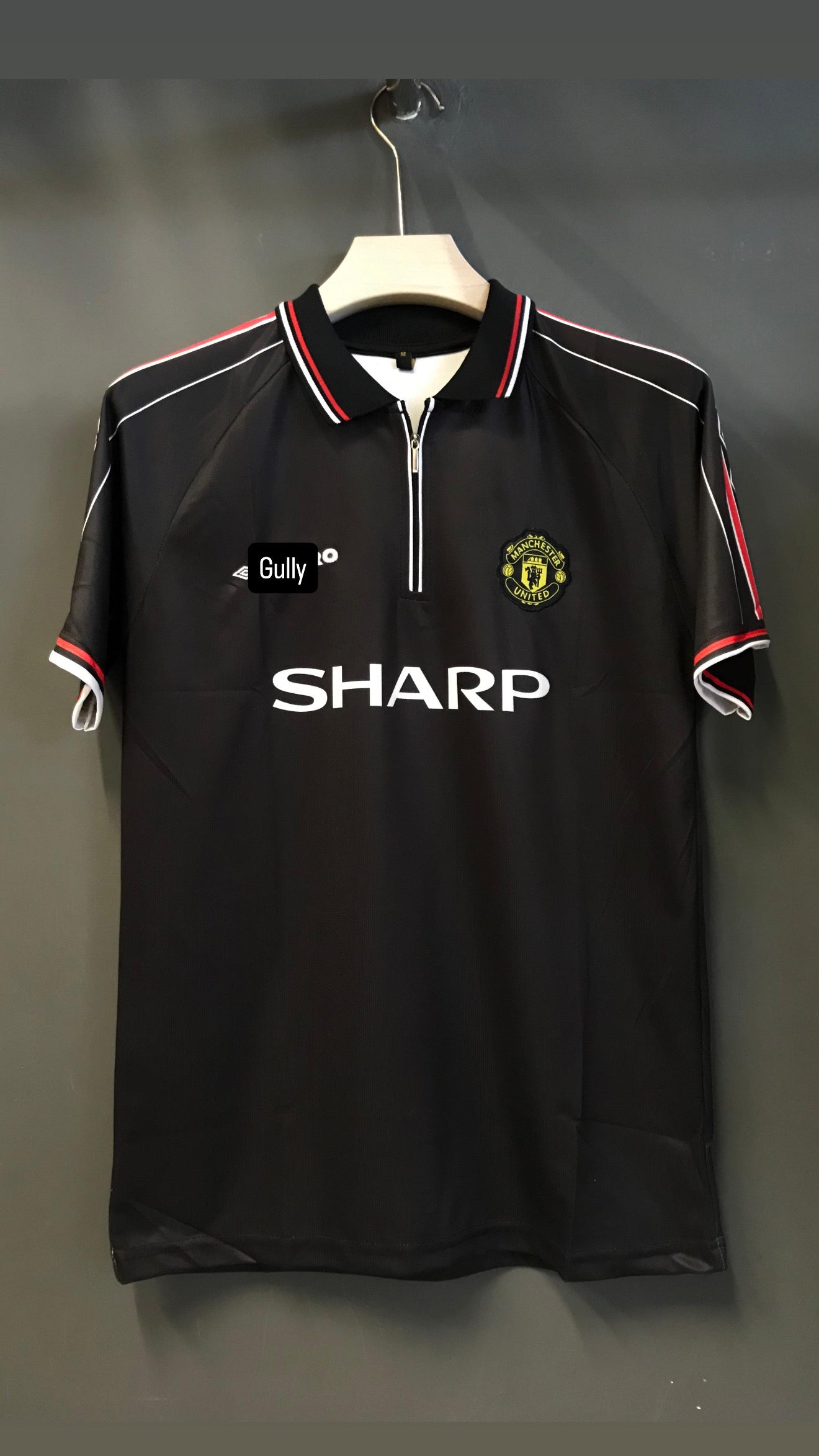 BECKHAM UNITED 98/99 AWAY POLO EMBROIDERY