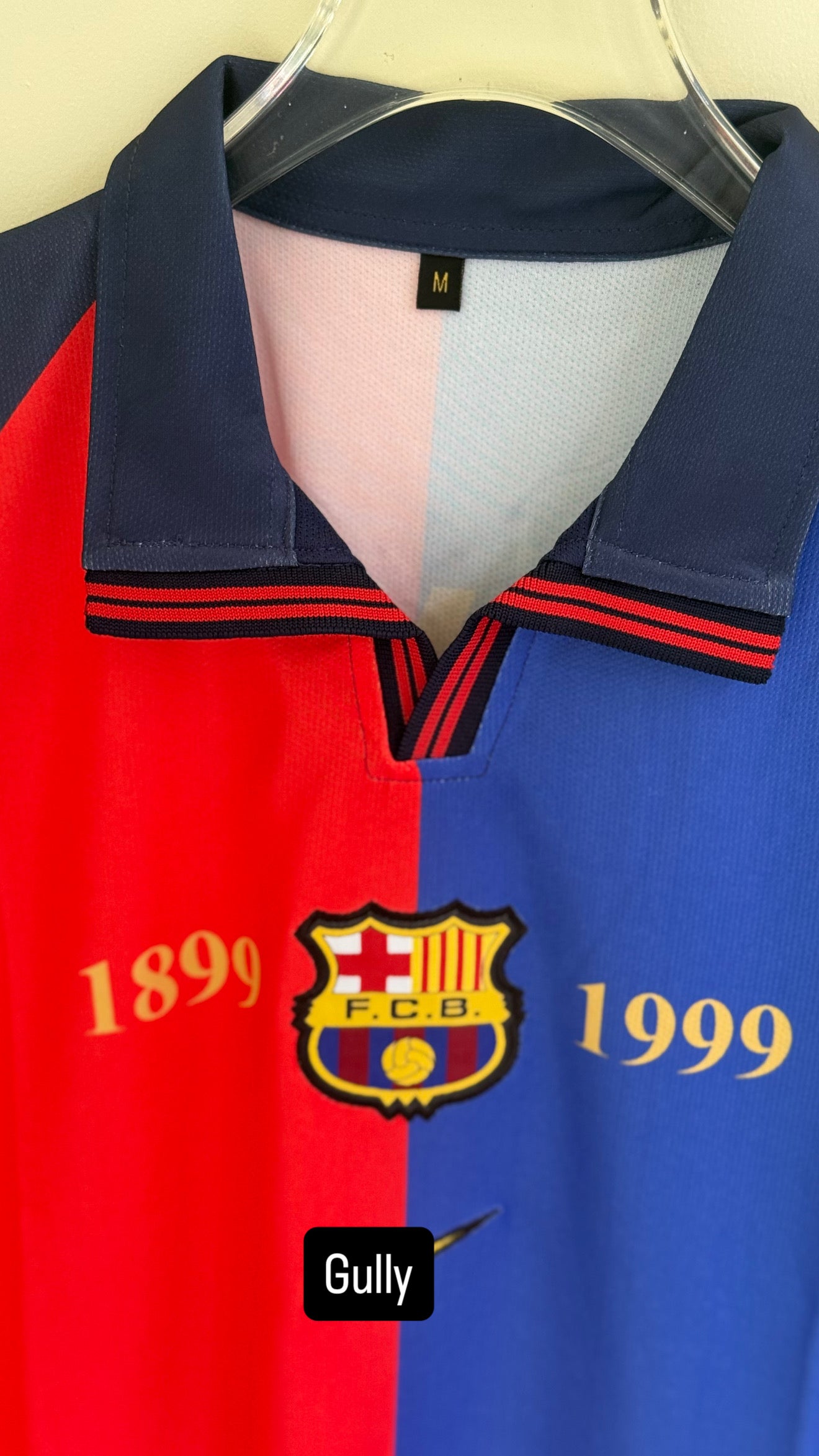 PUYOL BARCELONA HOME KIT 1999/2000. 100 th ANNIVERSARY KIT POLO EMBROIDERY