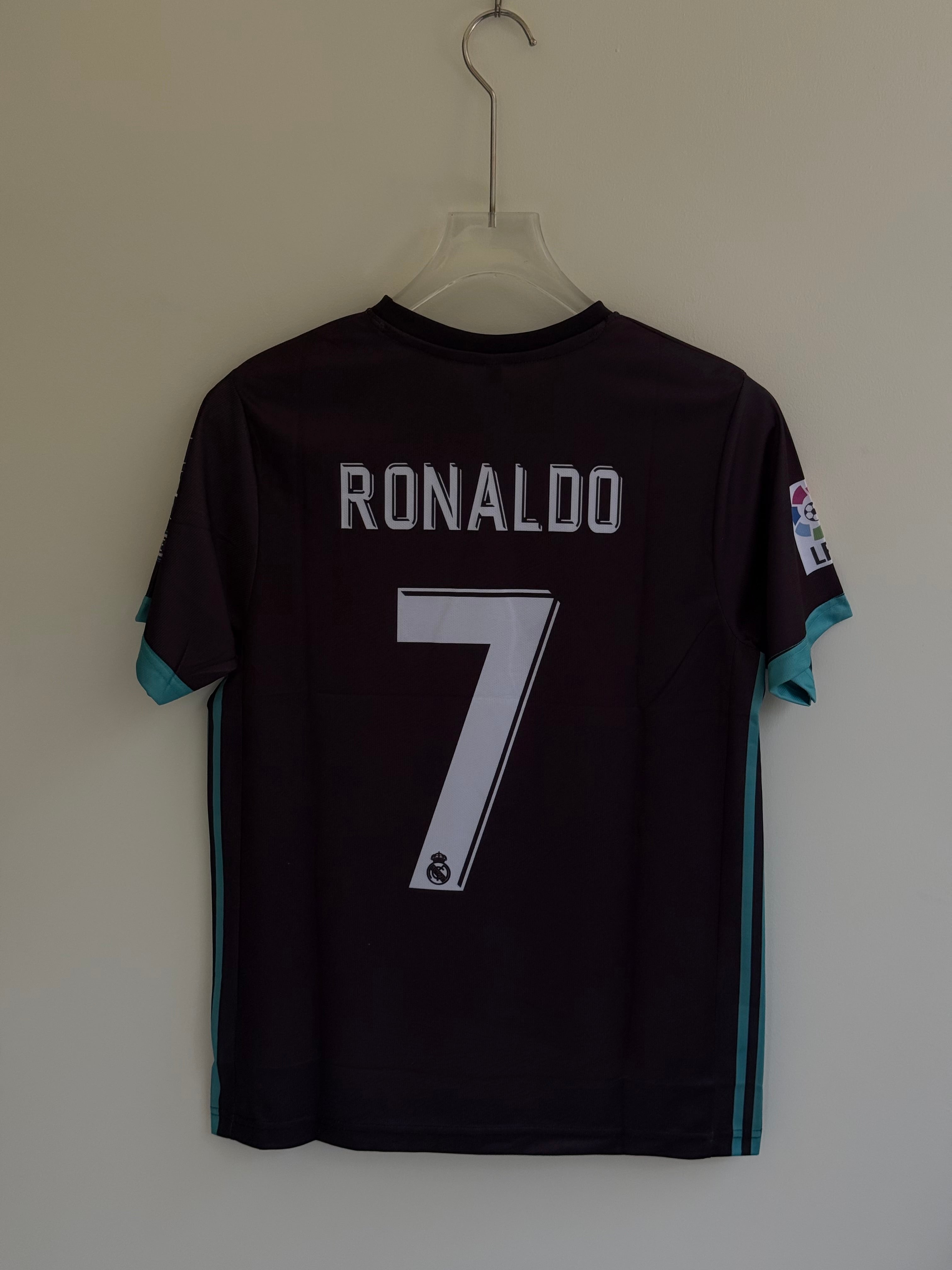 RONALDO REAL MADRID 2017/18 AWAY KIT EMBROIDERY