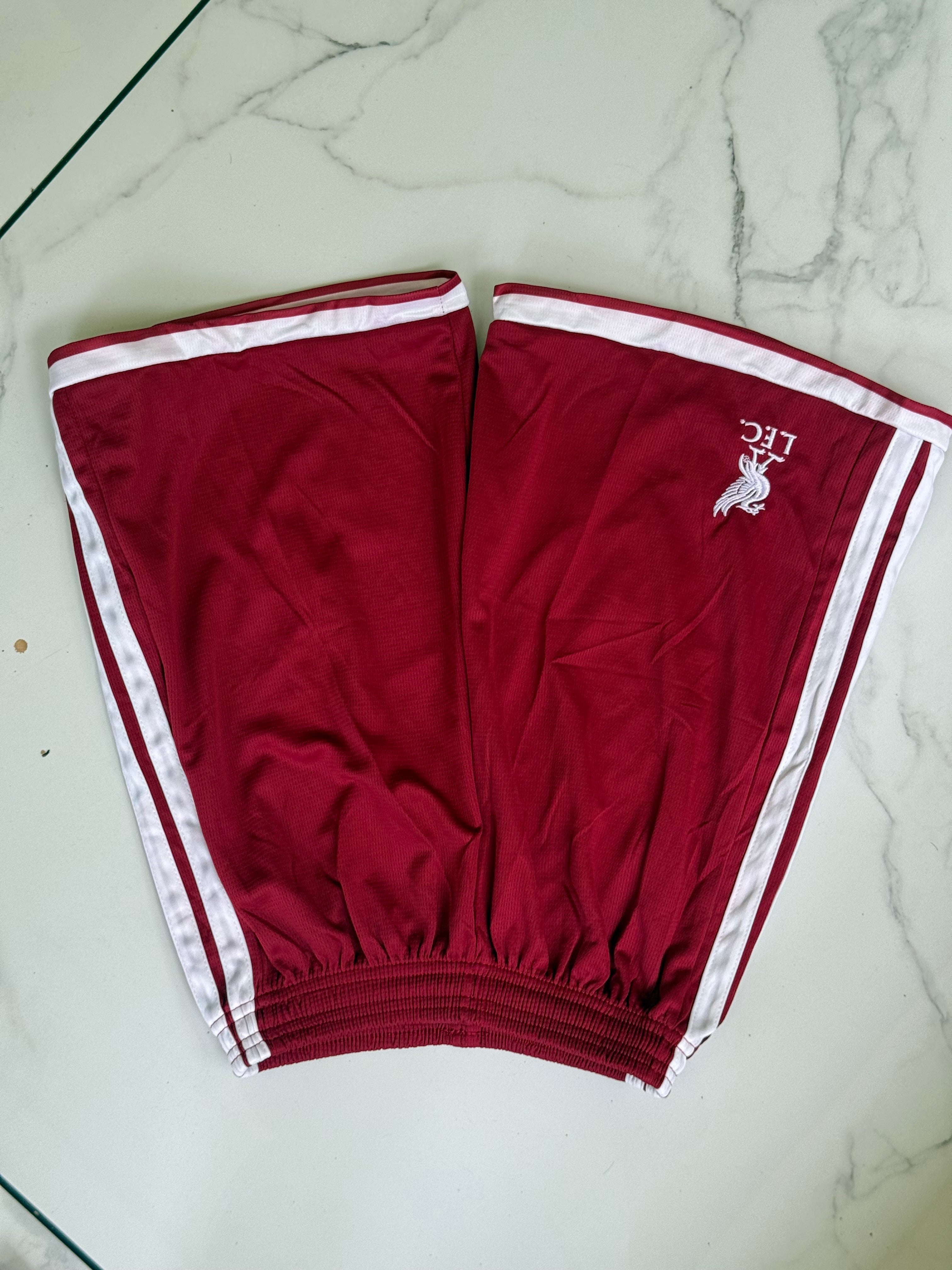 LIVERPOOL 26/27 SHORTS EMBROIDERY