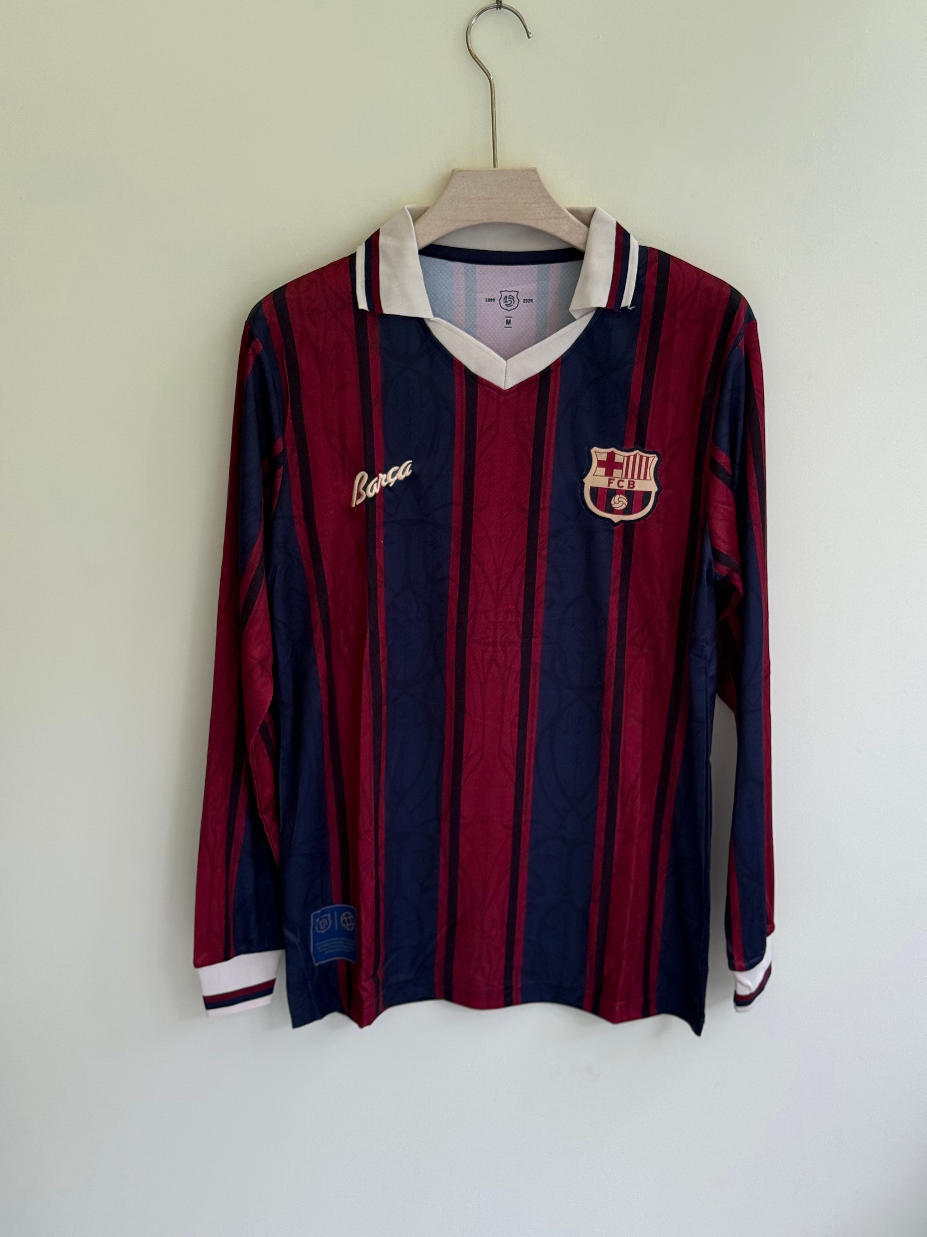 BARCELONA 125 th KIT FULL SLEEV MASTER QUALITY EMBROIDERY