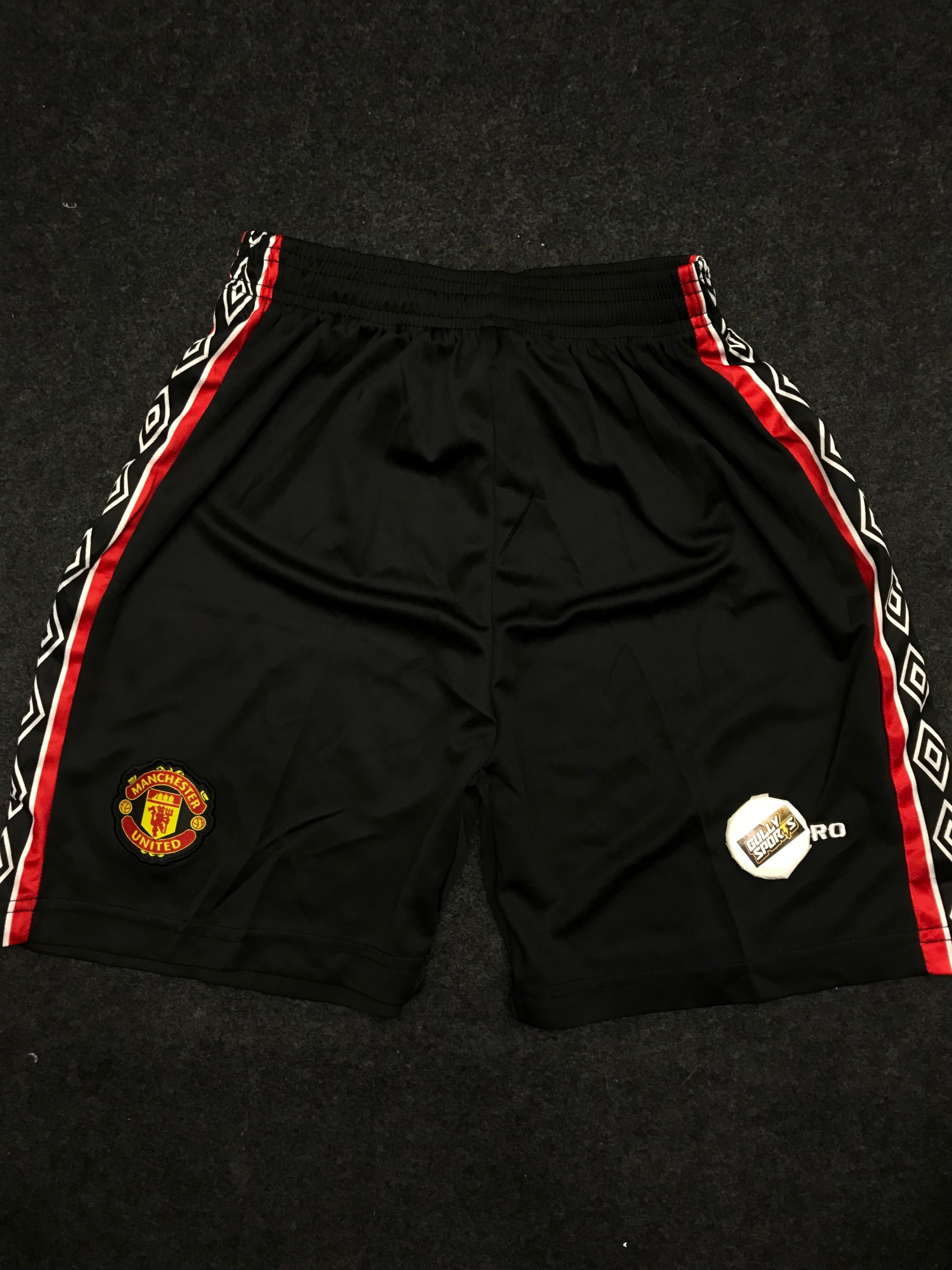 UNITED BLACK SHORTS EMBROIDERY