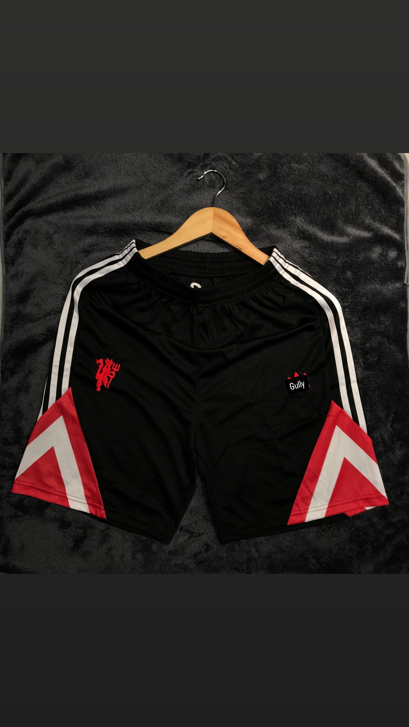 MANCHESTER UNITED BLACK EMBROIDERY