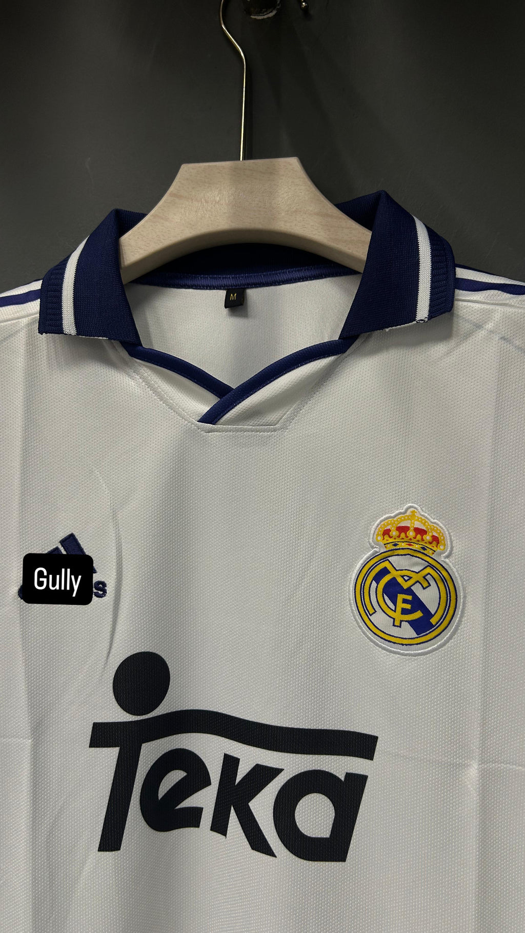 R.CARLOS REAL MADRID 2000/01 HOME KIT POLO FIVE SLEEV EMBROIDERY