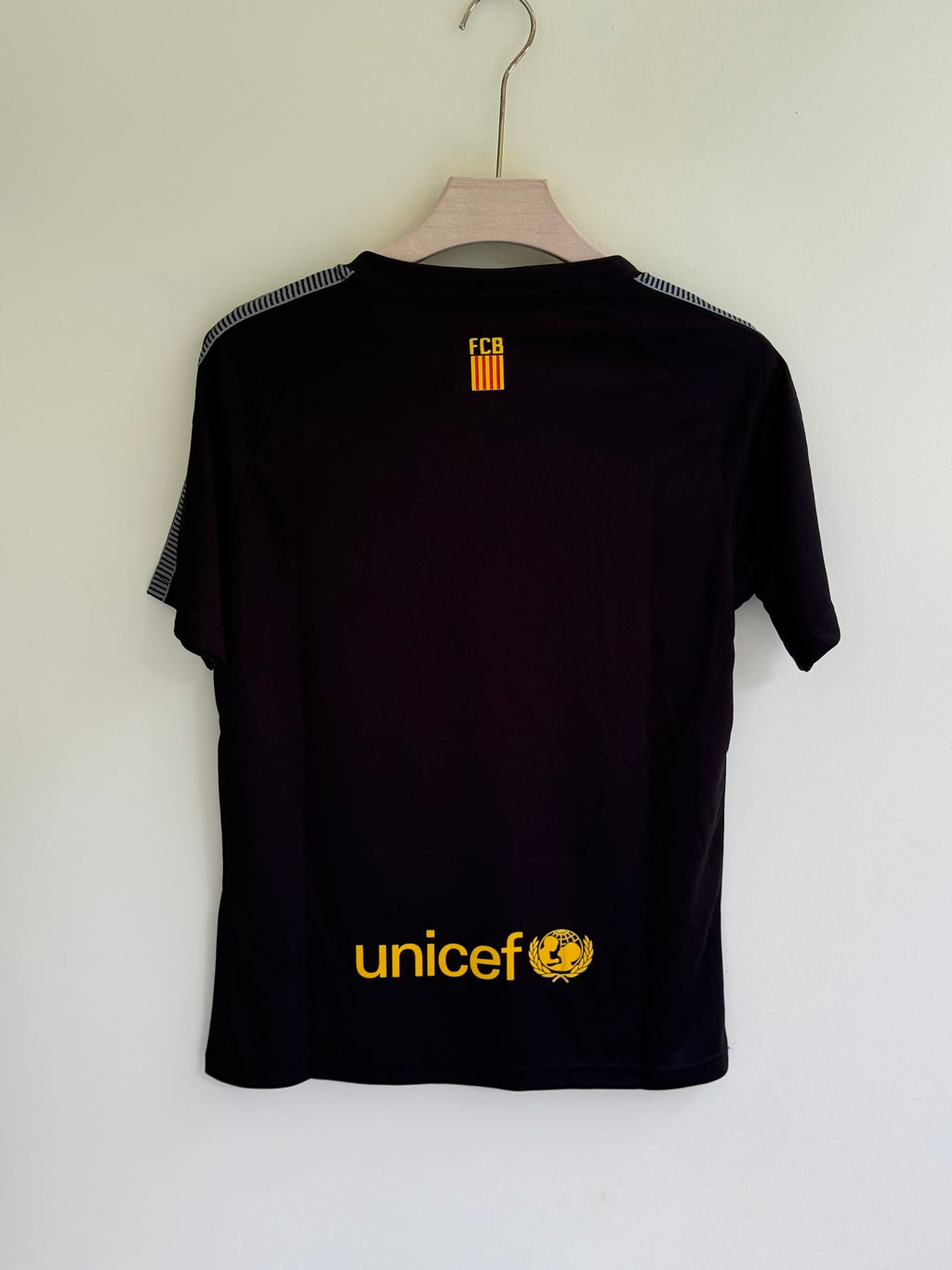 BARCELONA 20011/12 AWAY KIT MASTER QUALITY EMBROIDERY