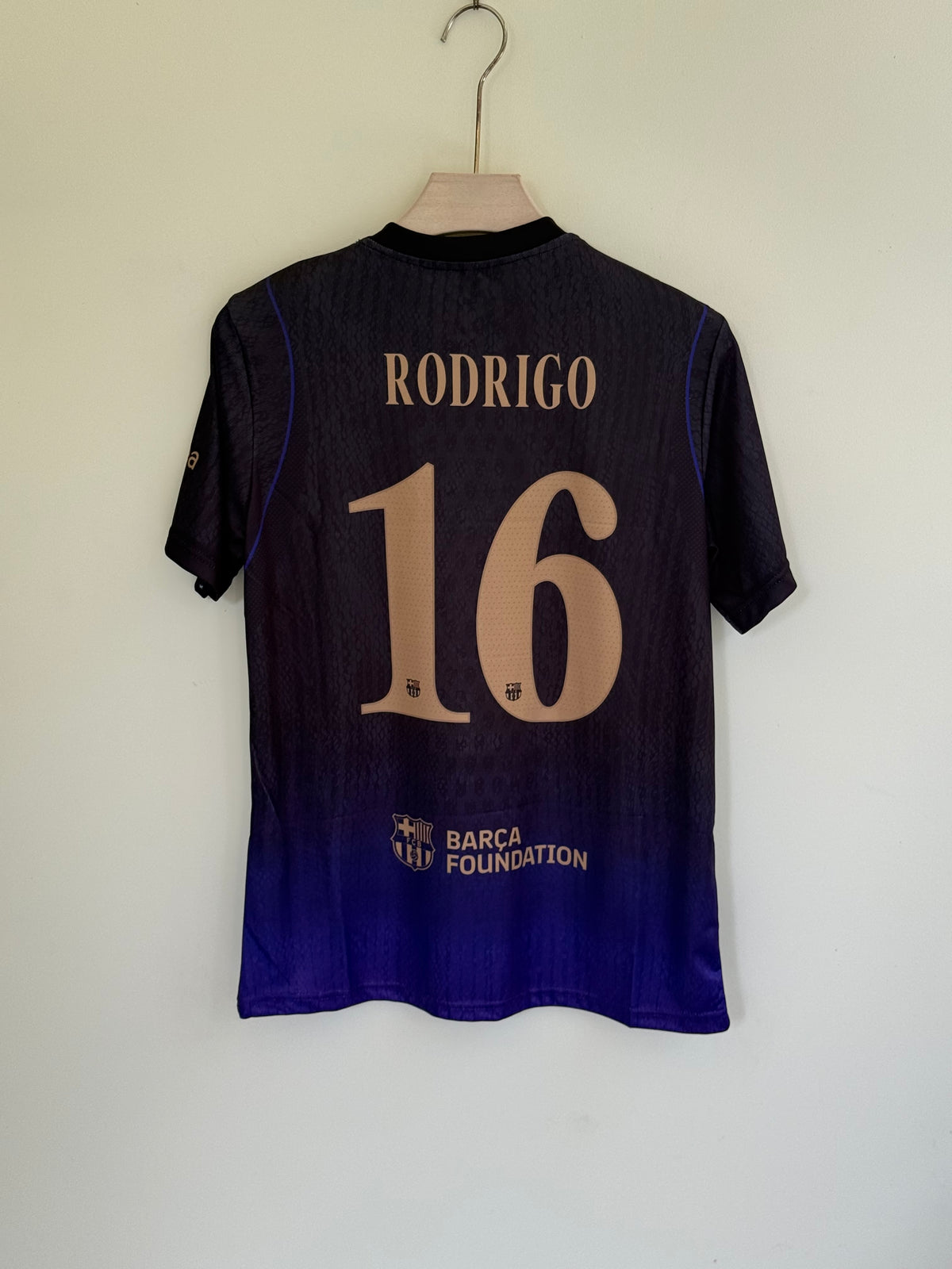 RODRIGO BARCELONA AWAY KIT 26/27 ( STICKER PREMIUM QUALITY)