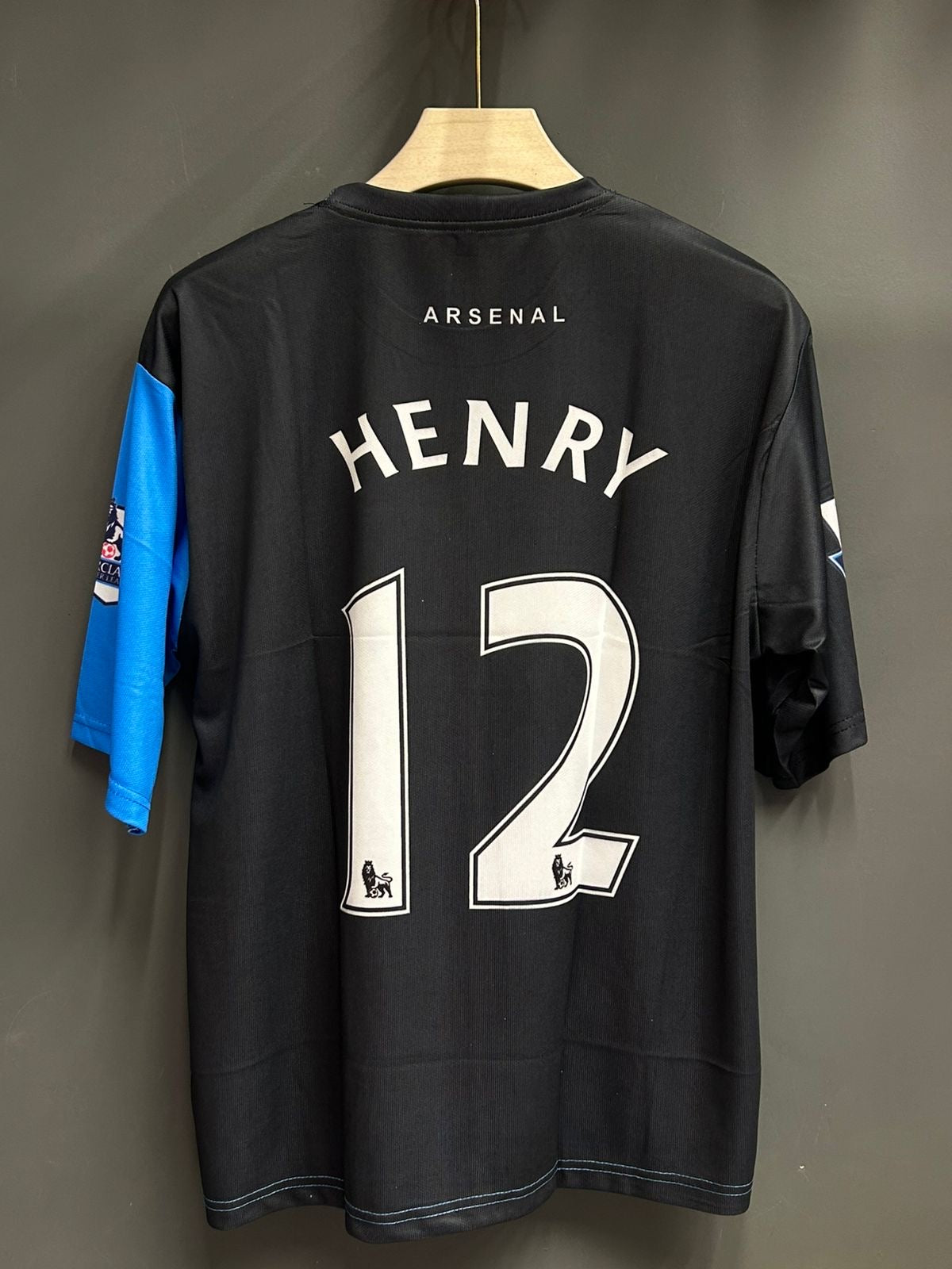 HENRY ARSENAL FIVE SLEEV
