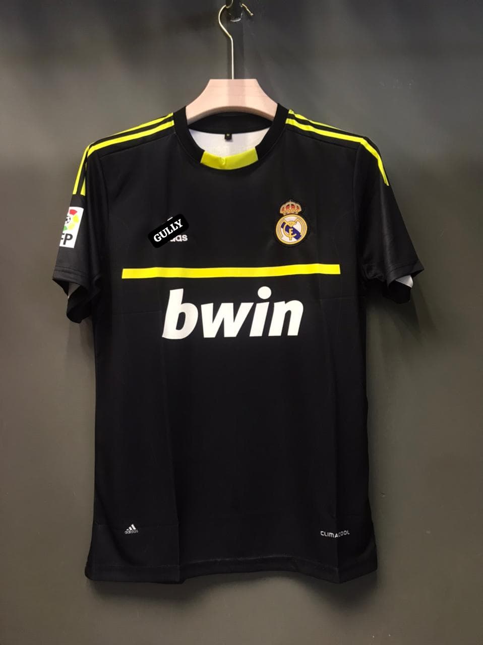 CASILLAS 2011-12 REAL MADRID GK KIT EMBROIDERY