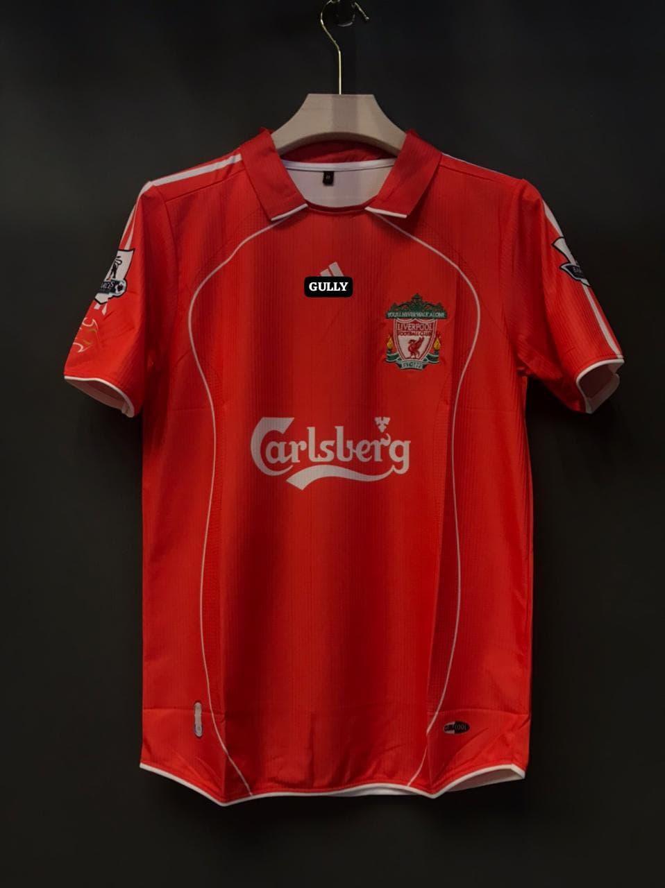 GERRARD LIVERPOOL HOME KIT  2006-08 POLO EMBROIDERY